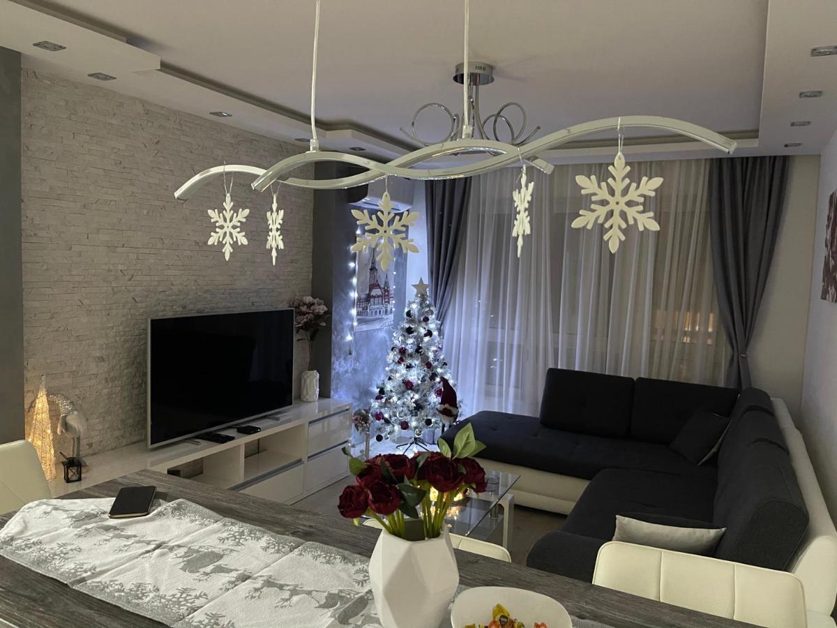Apartman Mdb Lux Subotica Exterior photo